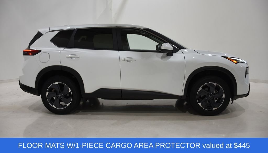 Used 2024 Nissan Rogue SV Sport Utility