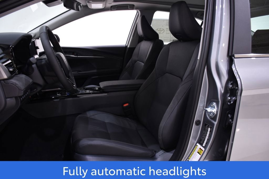 2026 Toyota Camry XLE - Photo 19