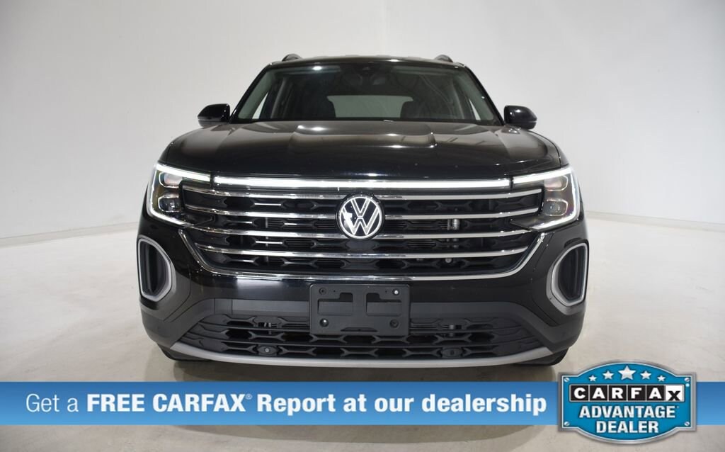 Used 2025 Volkswagen Atlas 2.0T SE w/Technology Sport Utility