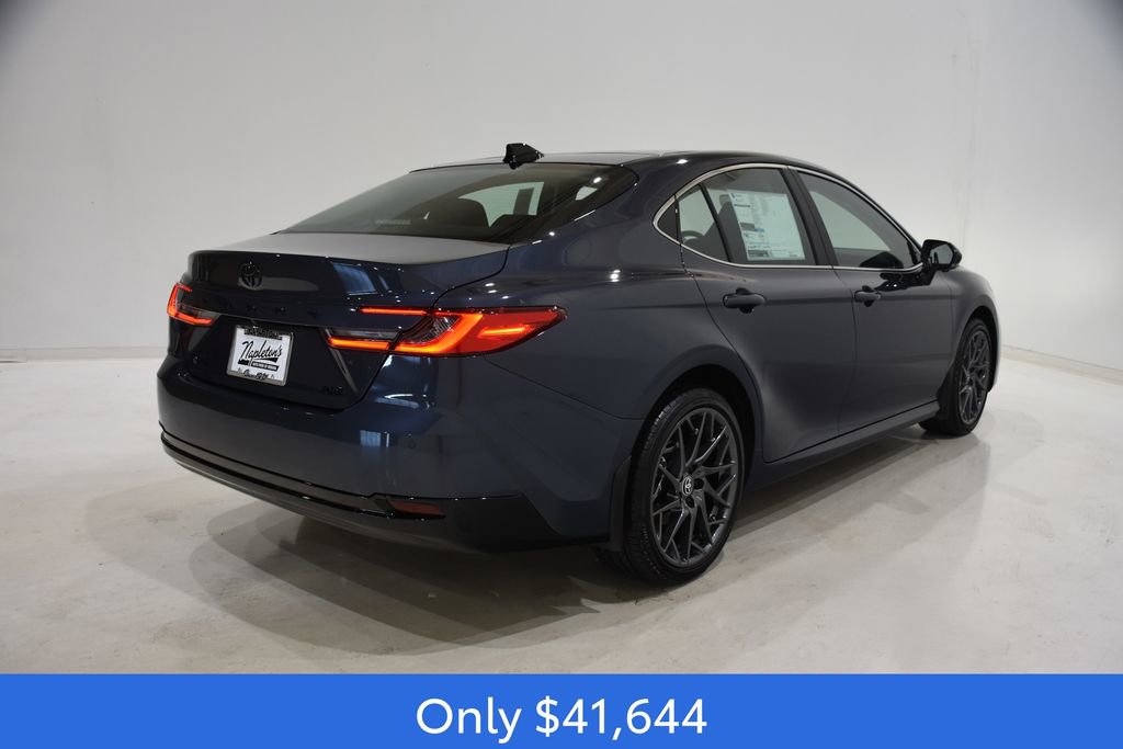 2026 Toyota Camry XLE photo 4