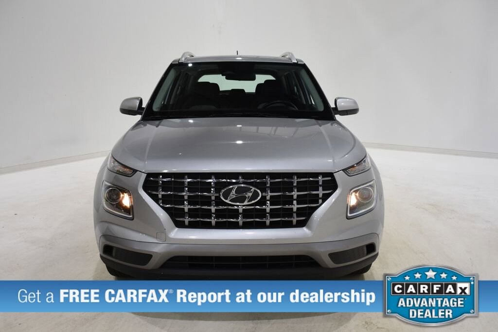 Used 2024 Hyundai Venue SEL Sport Utility