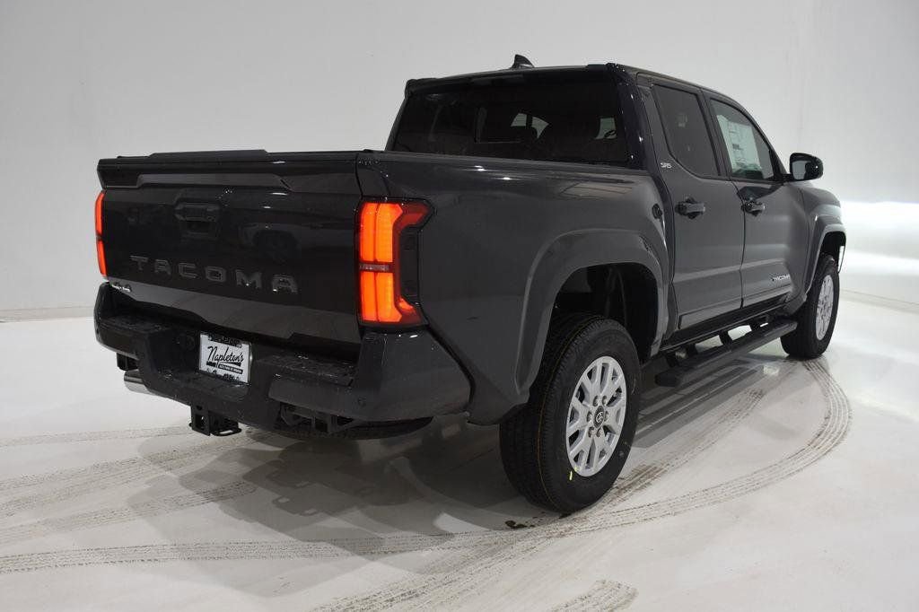 2025 Toyota Tacoma SR5 photo 4