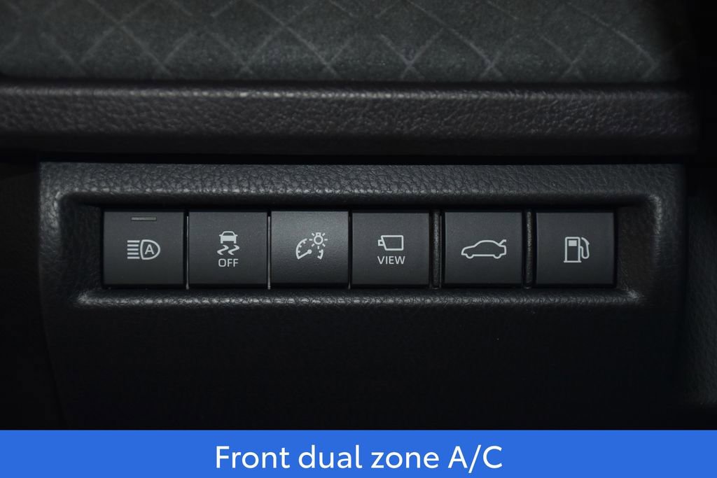 2026 Toyota Camry XLE - Photo 9