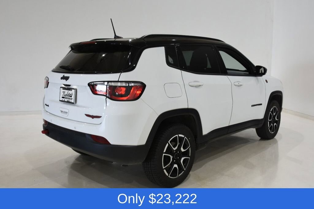 Used 2025 Jeep Compass Trailhawk Sport Utility