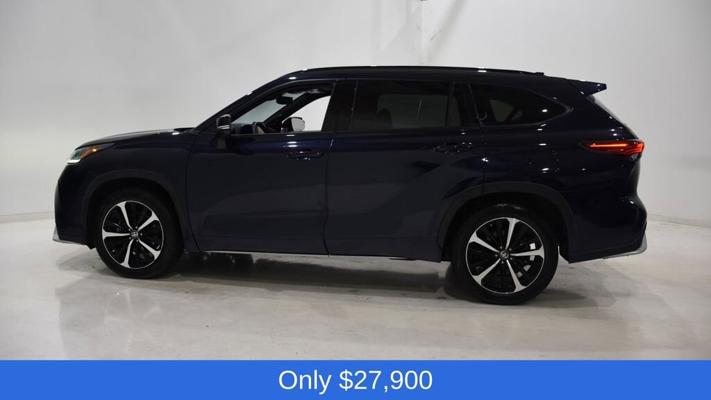 Used 2021 Toyota Highlander XSE Sport Utility