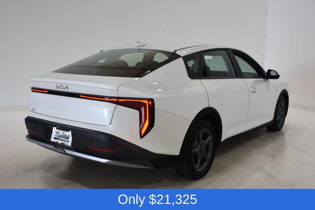 Used 2025 Kia K4 LXS Sedan