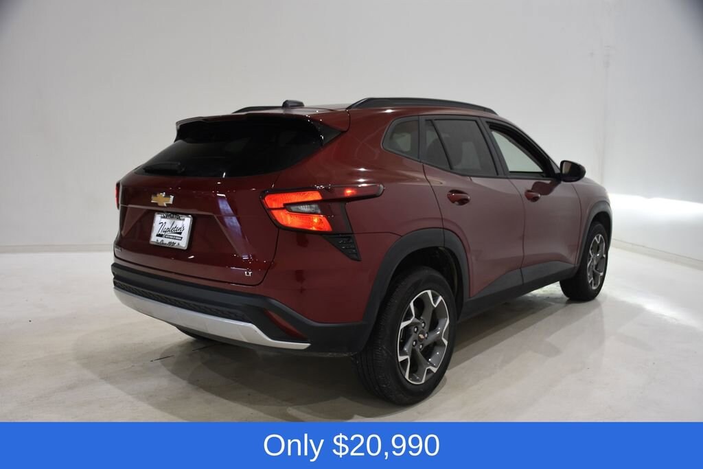 Used 2025 Chevrolet Trax LT Sport Utility