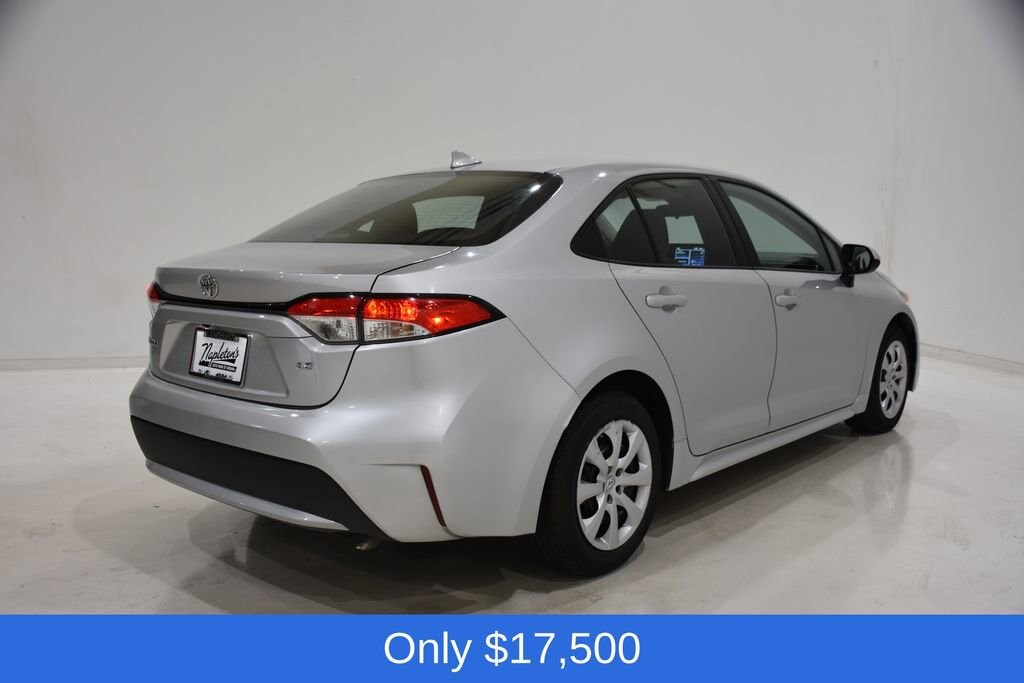 Used 2022 Toyota Corolla LE Sedan