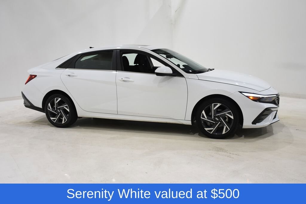 Used 2025 Hyundai Elantra SEL Convenience Sedan