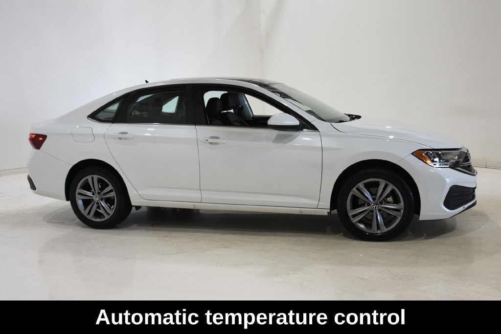 Used 2023 Volkswagen Jetta 1.5T SE Sedan