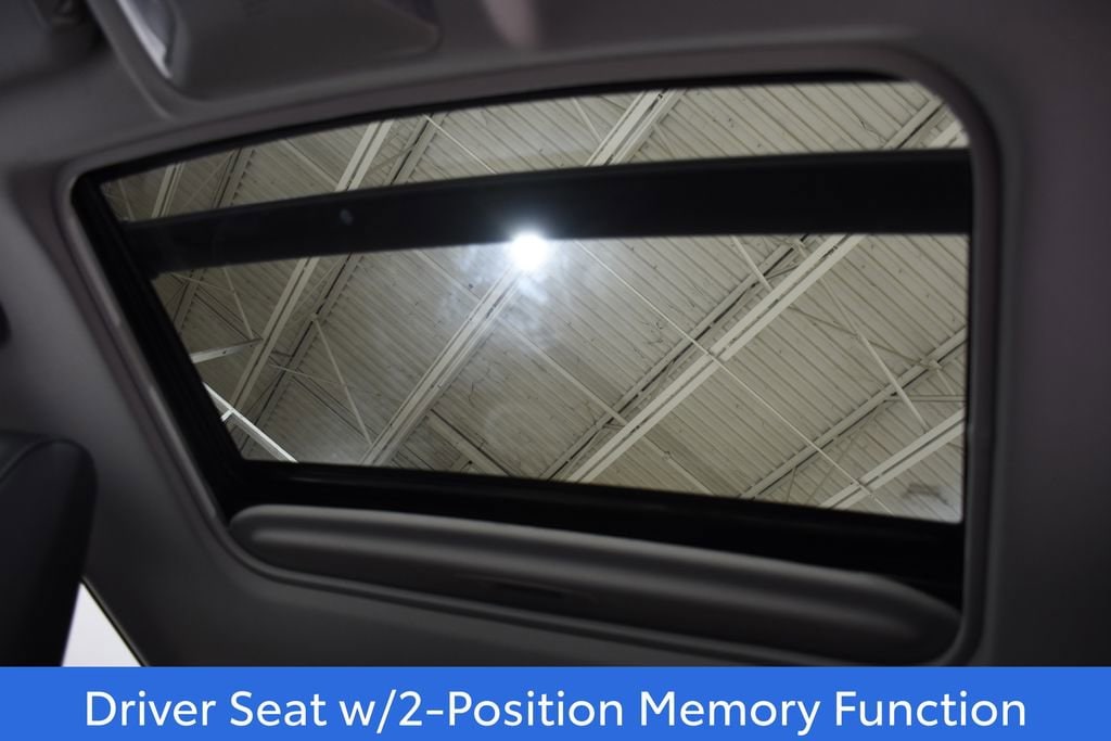 2025 Toyota RAV4 XLE Premium - Photo 25