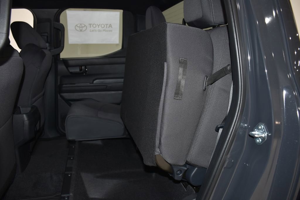 2026 Toyota Tacoma SR5 - Photo 28