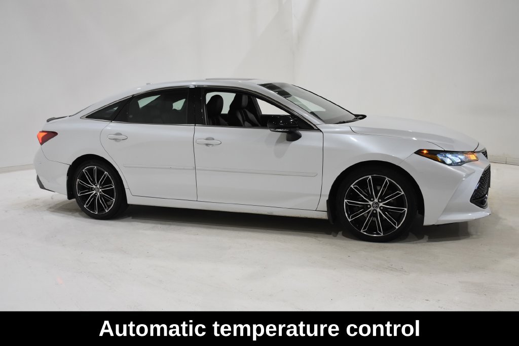 Used 2019 Toyota Avalon XSE Sedan