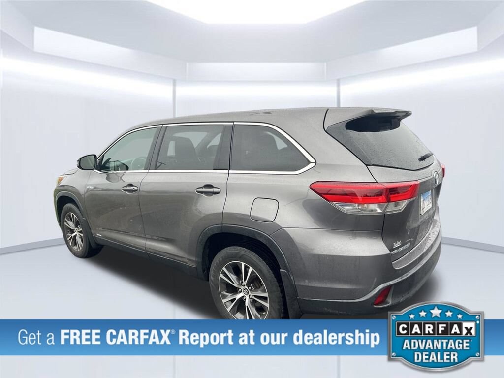 Used 2019 Toyota Highlander Hybrid LE Sport Utility