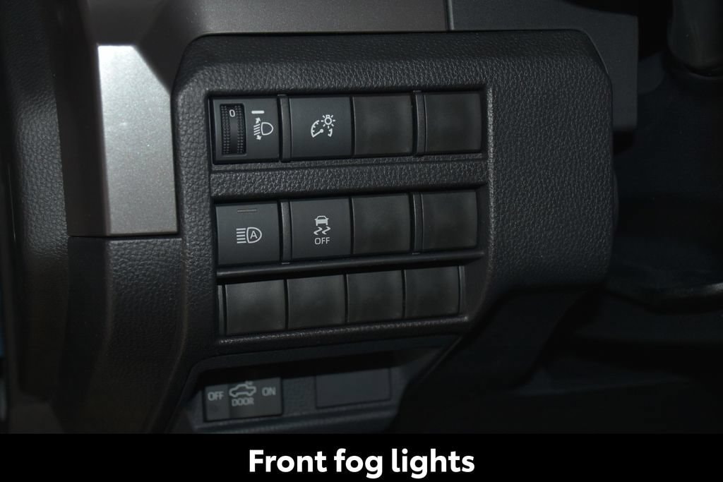 2026 Toyota Tacoma SR5 - Photo 12