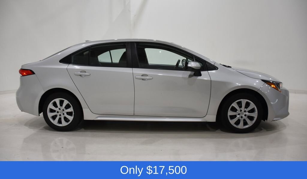 Used 2022 Toyota Corolla LE Sedan