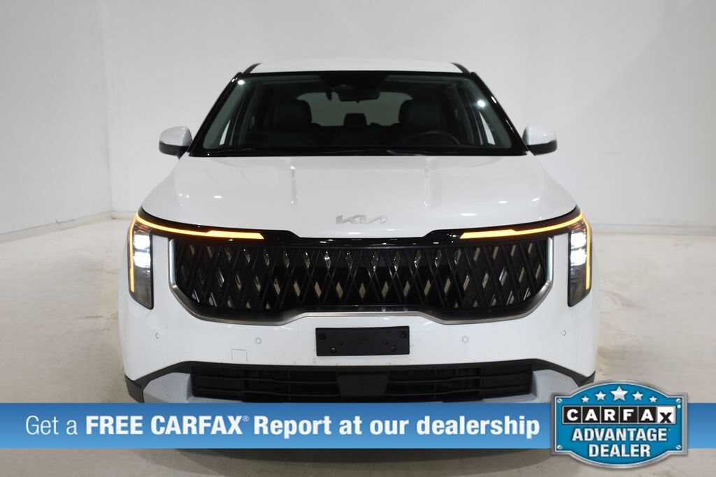 Used 2025 Kia Carnival LXS Passenger Van