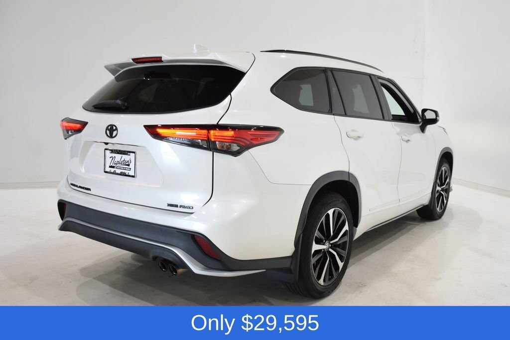 Used 2021 Toyota Highlander XSE Sport Utility