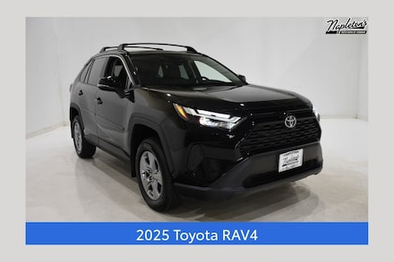 2025 Toyota RAV4 XLE SUV