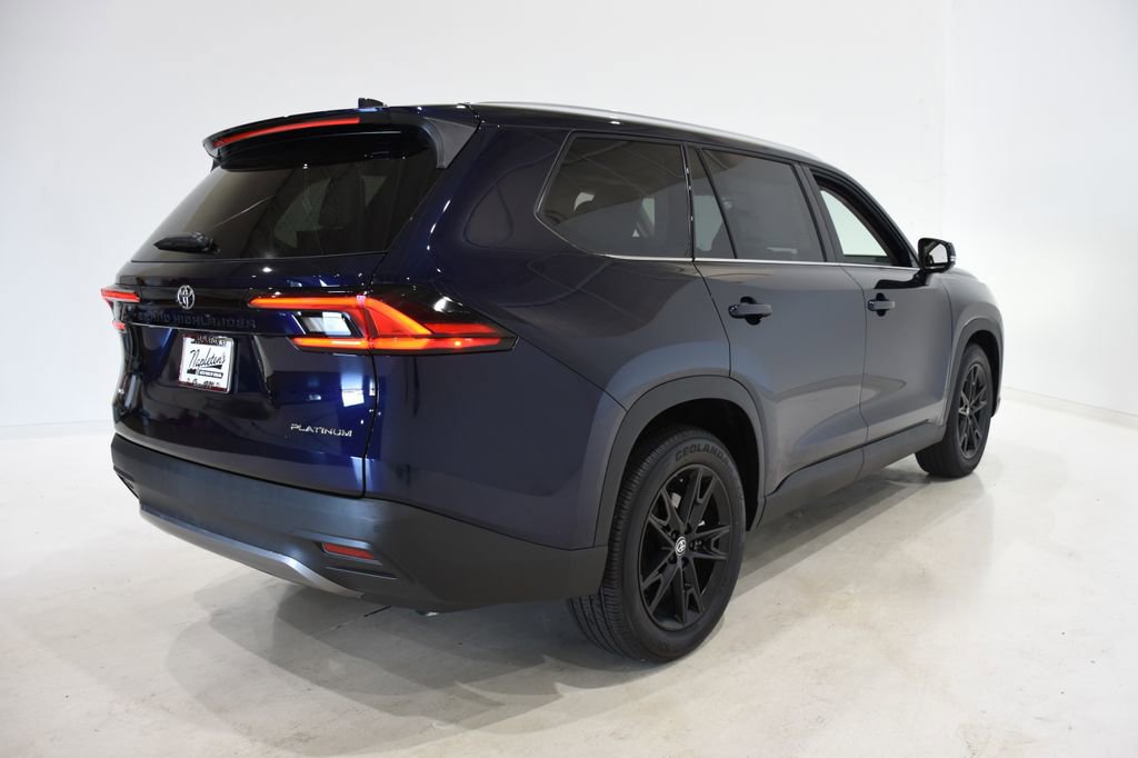 2026 Toyota Grand Highlander Platinum photo 4