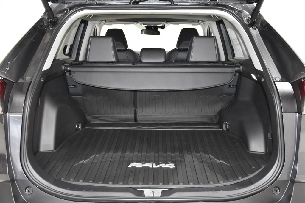 2025 Toyota RAV4 XLE Premium - Photo 28