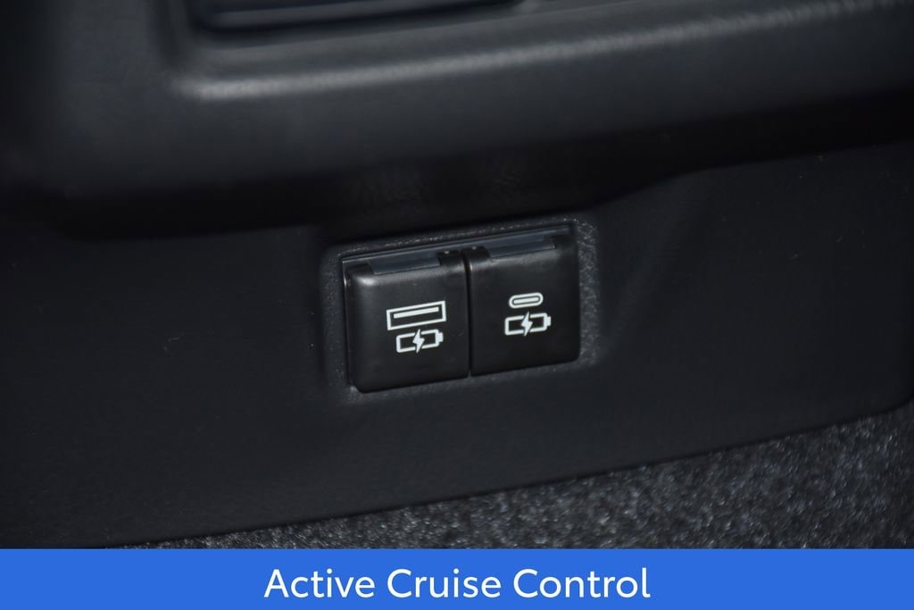 2026 Toyota Camry XLE - Photo 25
