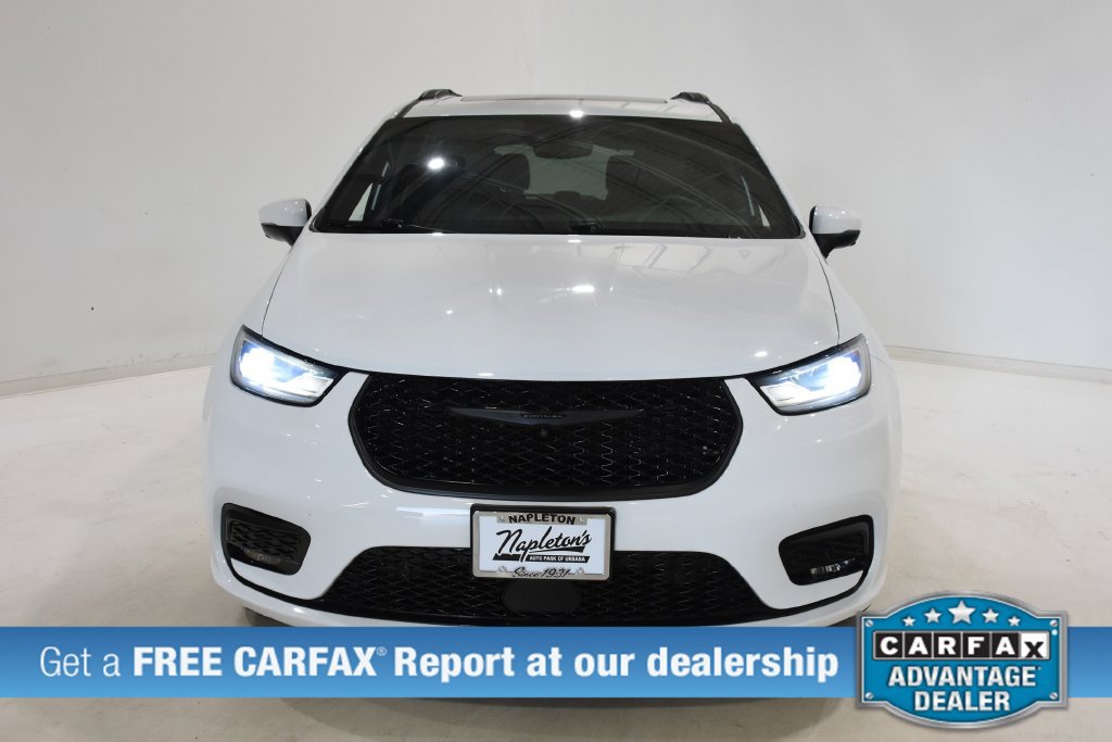 Used 2023 Chrysler Pacifica Touring L Passenger Van