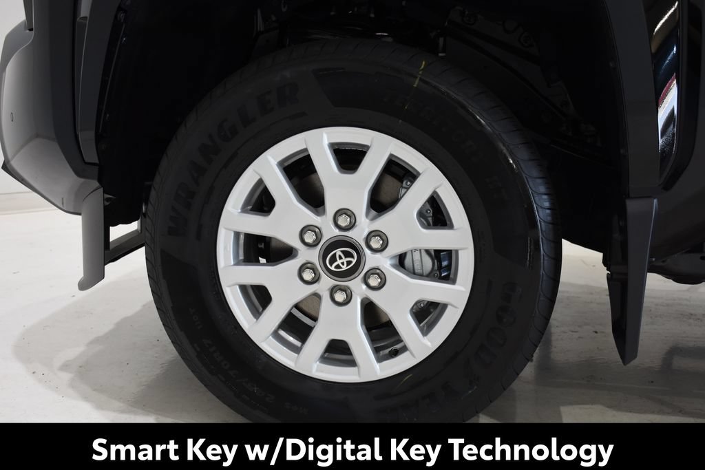 2026 Toyota Tacoma SR5 - Photo 8