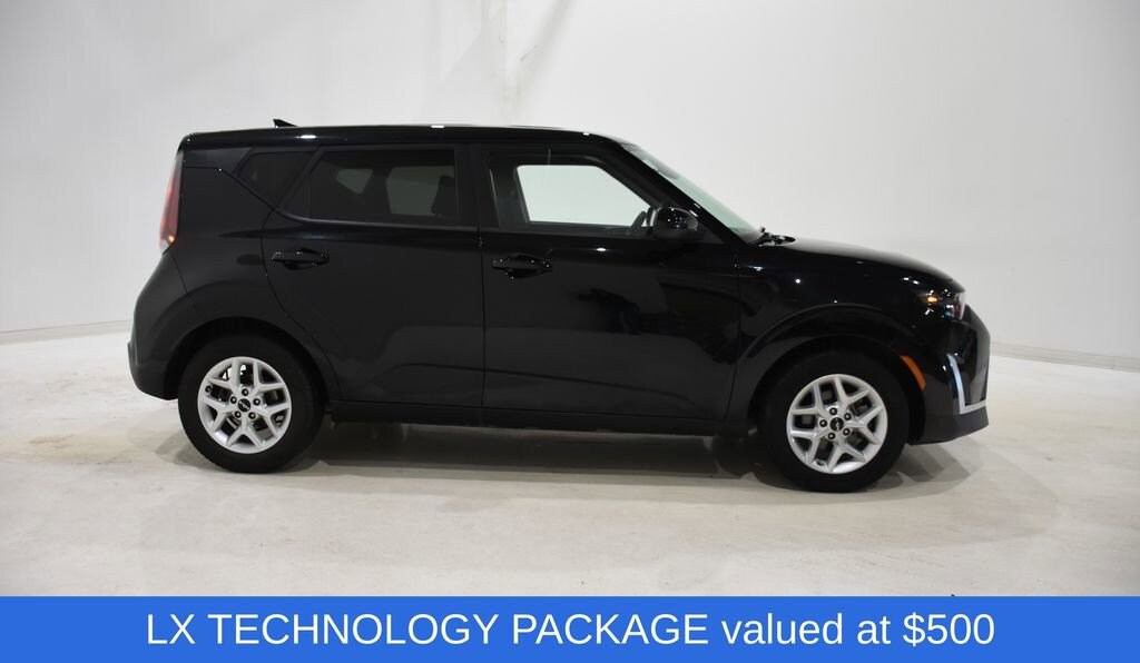 Used 2024 Kia Soul LX Hatchback