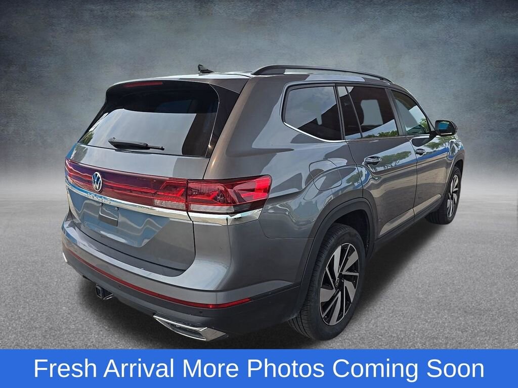 Used 2025 Volkswagen Atlas 2.0T SE w/Technology Sport Utility