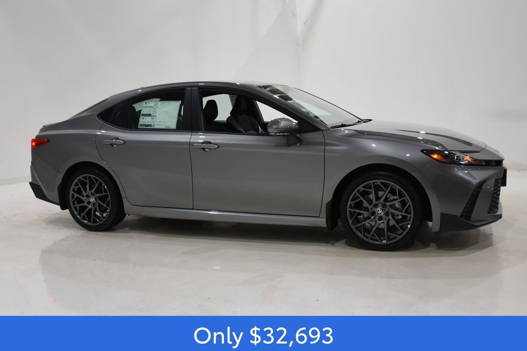 2026 Toyota Camry SE photo 3