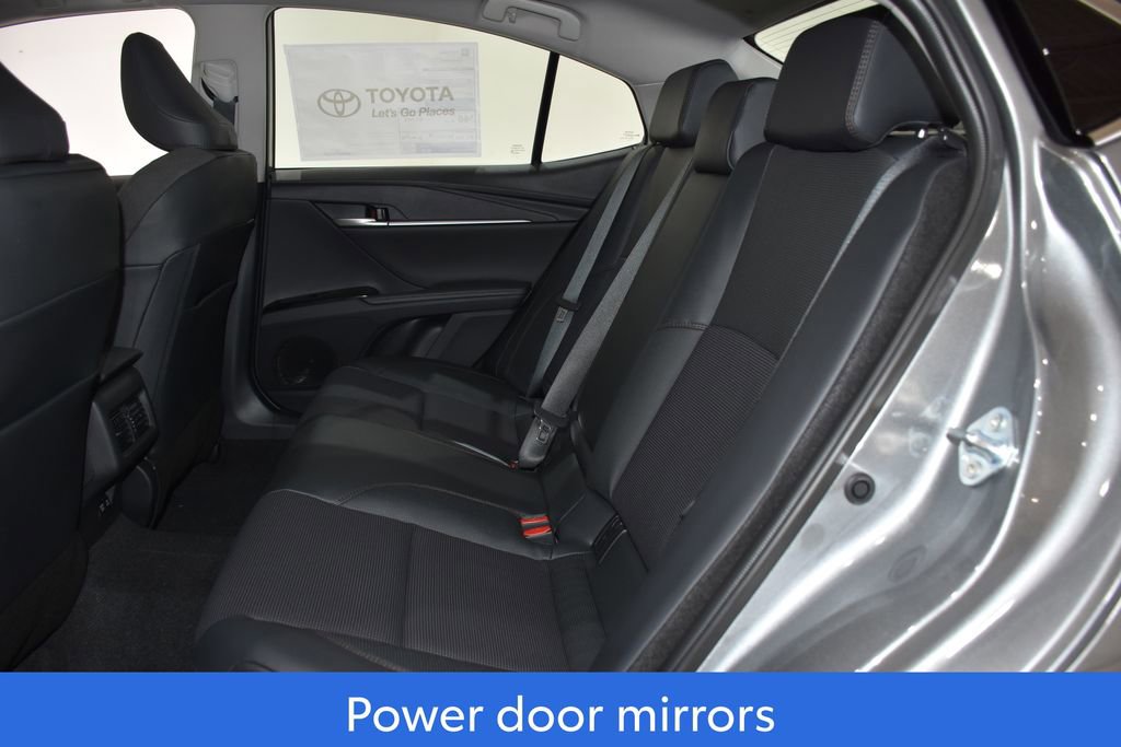 2026 Toyota Camry XLE - Photo 26