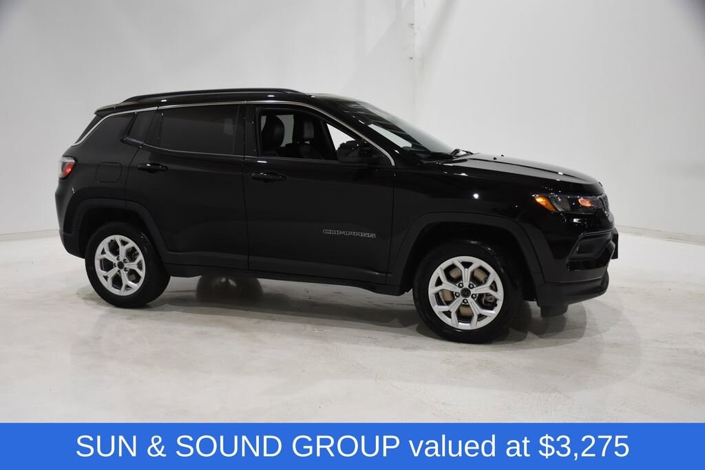 Used 2025 Jeep Compass Latitude Sport Utility