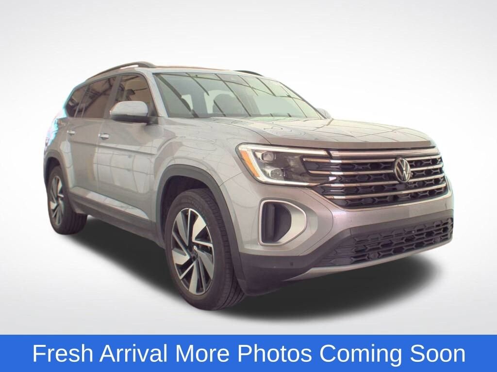 Used 2025 Volkswagen Atlas 2.0T SE w/Technology Sport Utility
