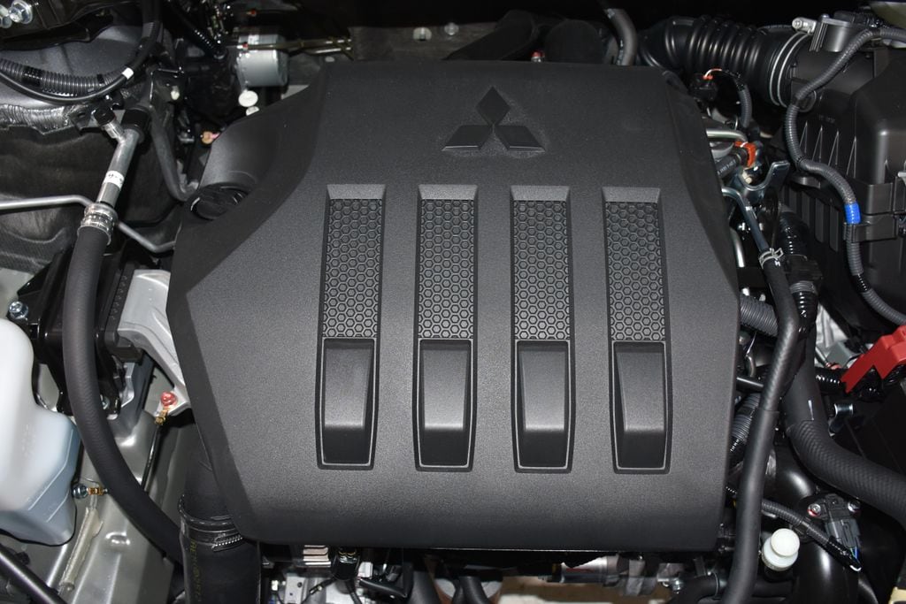 2026 Mitsubishi Eclipse Cross LE - Photo 7