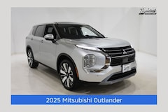 2025 Mitsubishi Outlander SE SUV