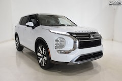 2025 Mitsubishi Outlander SE SUV