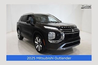 2025 Mitsubishi Outlander Platinum Edition SUV