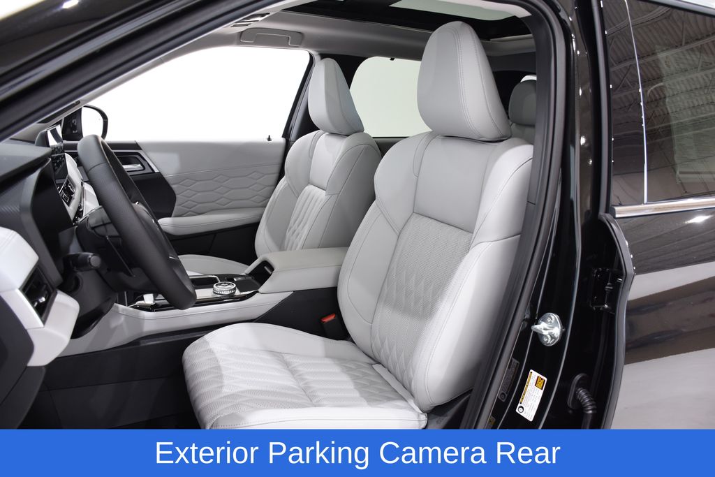 2025 Mitsubishi Outlander SEL Platinum Edition - Photo 19