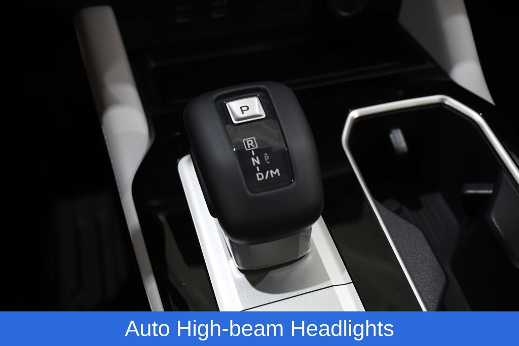 2025 Mitsubishi Outlander SE - Photo 24