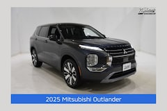 2025 Mitsubishi Outlander SE SUV