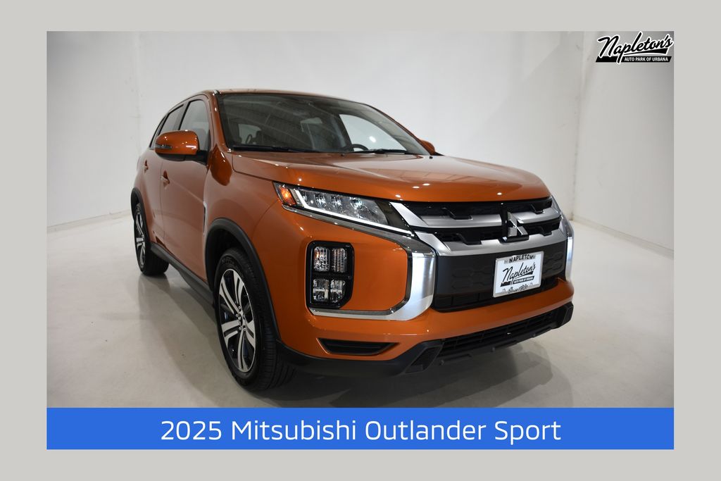 2025 Mitsubishi Outlander Sport SE's photo
