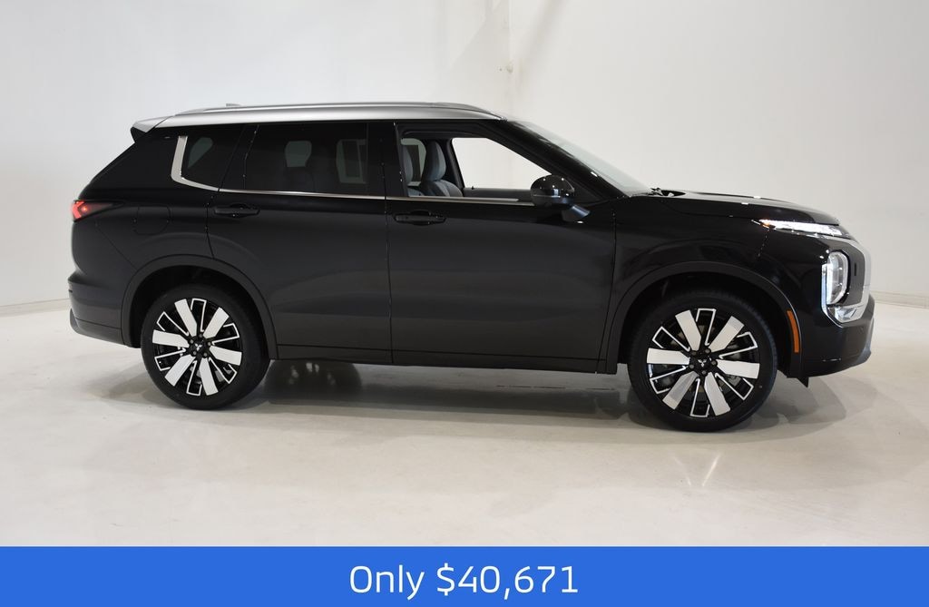 New 2025 Mitsubishi Outlander Platinum Edition SUV