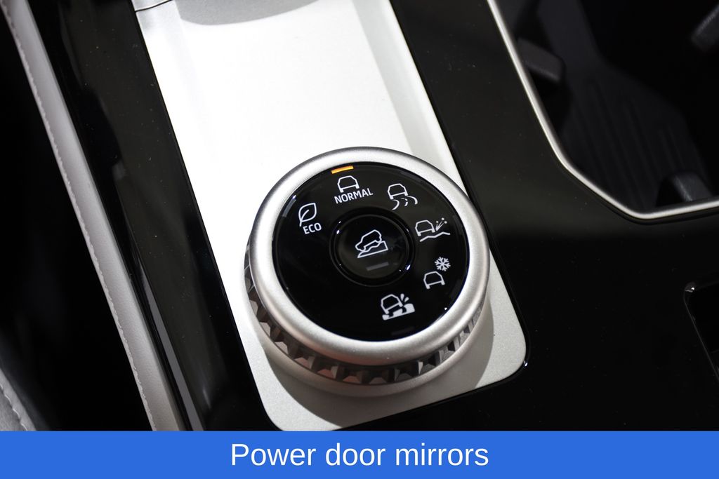 2025 Mitsubishi Outlander SEL Platinum Edition - Photo 23