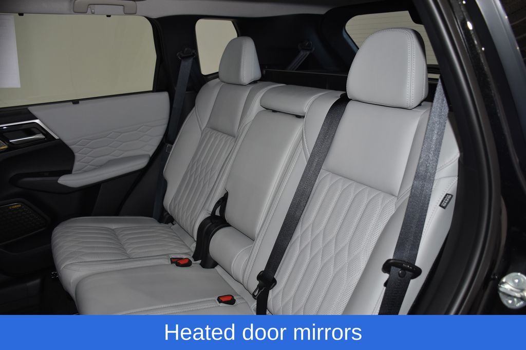 2025 Mitsubishi Outlander SEL Platinum Edition - Photo 27