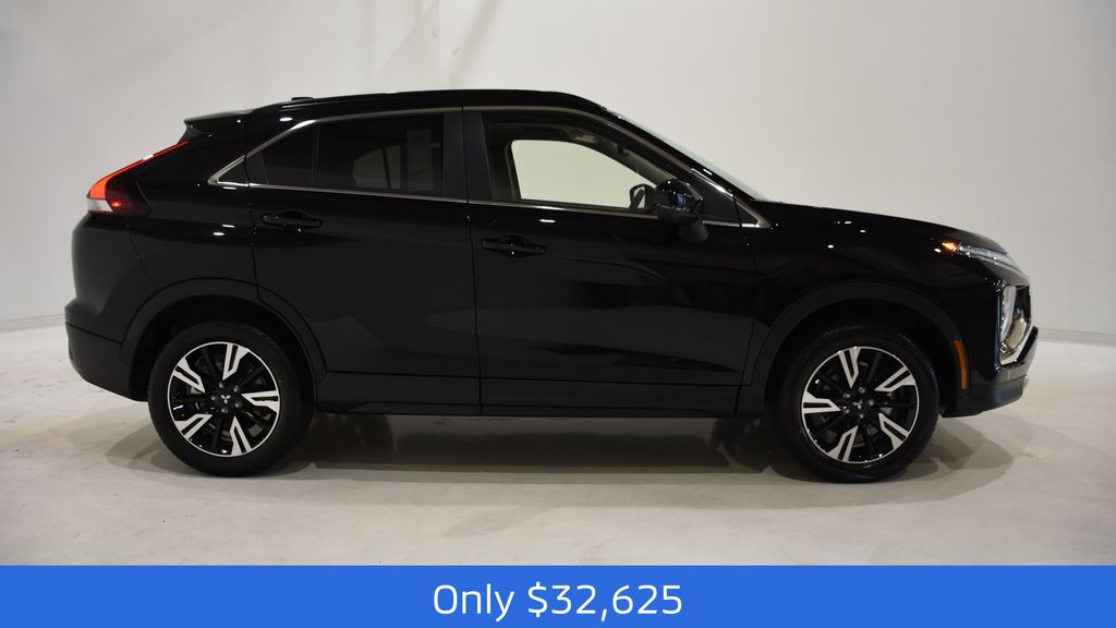 2026 Mitsubishi Eclipse Cross SE photo 3