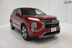2025 Mitsubishi Outlander SE SUV