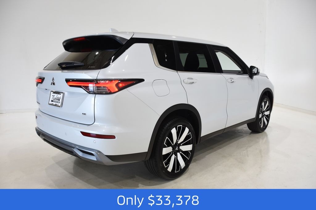 New 2025 Mitsubishi Outlander SE SUV