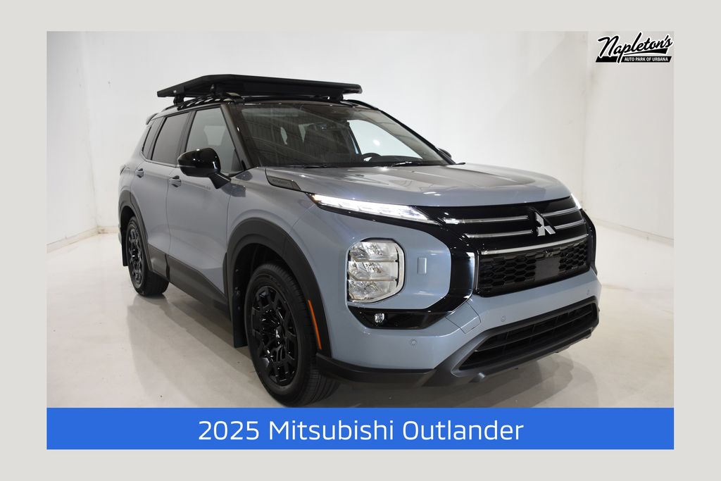 2025 Mitsubishi Outlander Trail Edition's photo