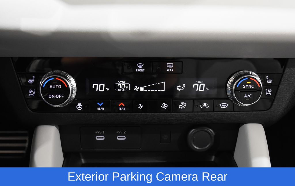 2025 Mitsubishi Outlander SEL Platinum Edition - Photo 17